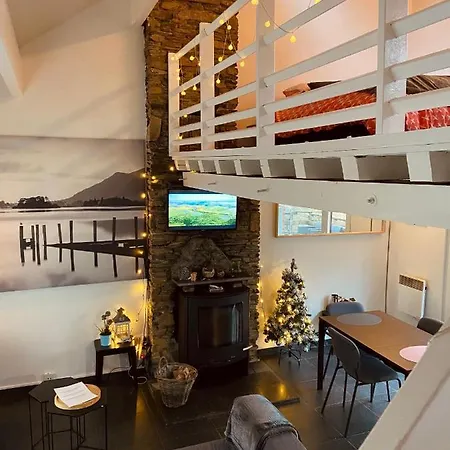 펜션 Gite Ecarlate 9 디넝